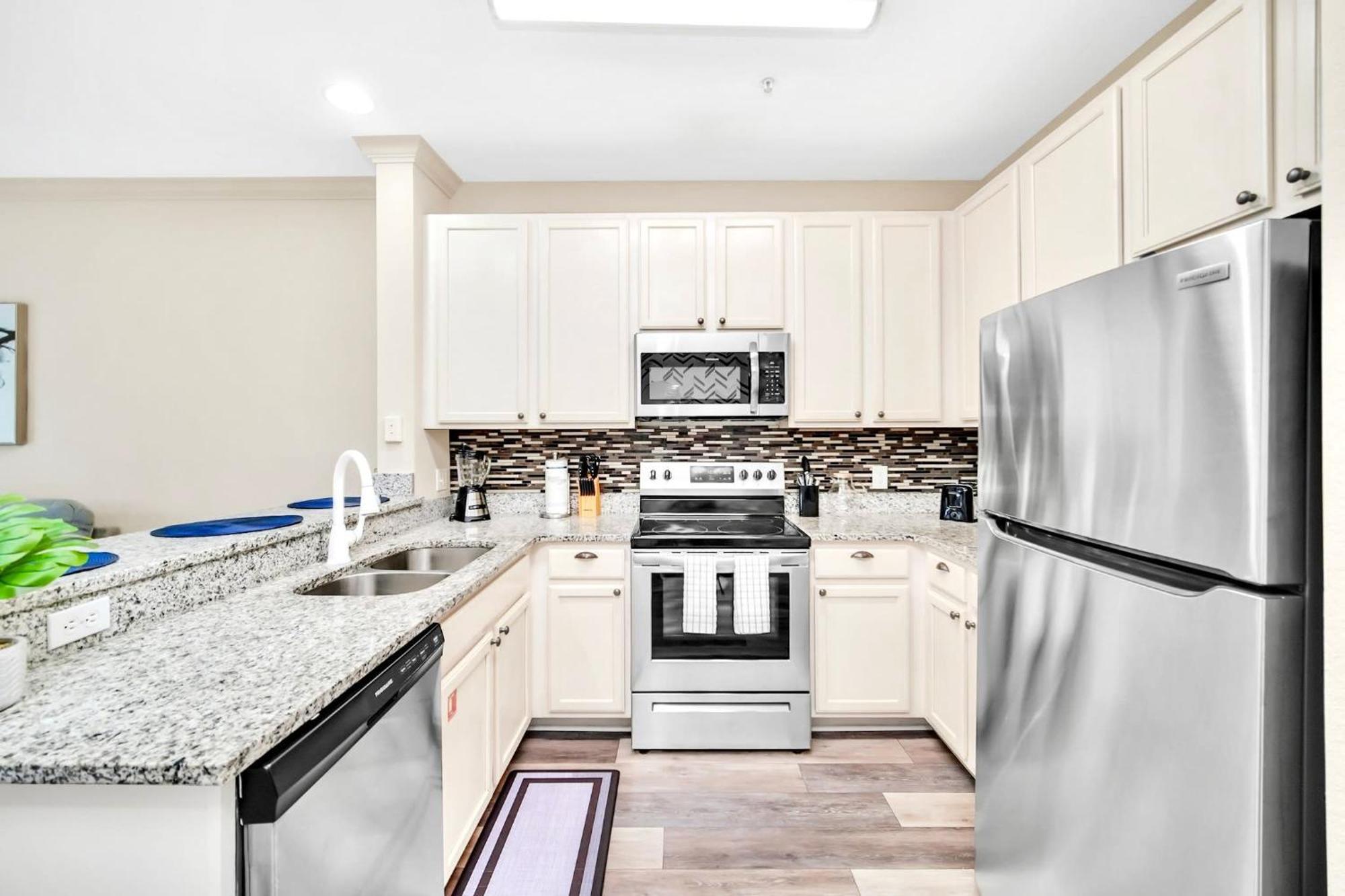 אורלנדו 2Br Condo With Pool & Hot Tub - Near Disney מראה חיצוני תמונה